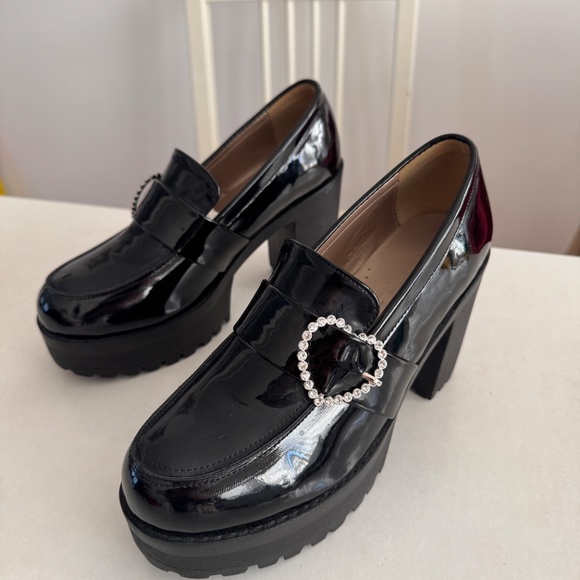 Rojita Japan heart buckle high heels shoes like new Tokyo Japanese Harajuku si 7 - Picture 8 of 9